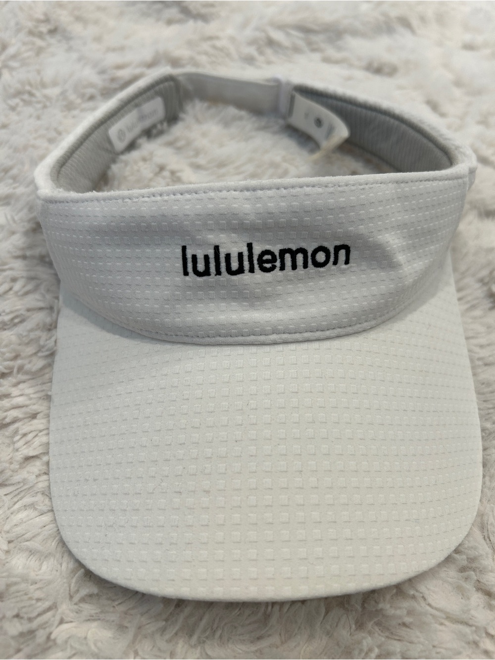 lululemon cream performance visor with gray trim